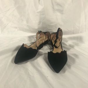 Pointy toe Velvet Flats